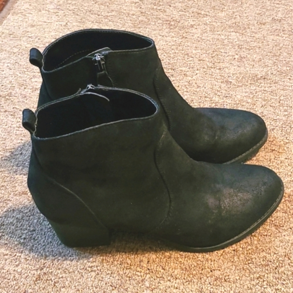 Franco Sarto Huette Black Ankle Boot Booties